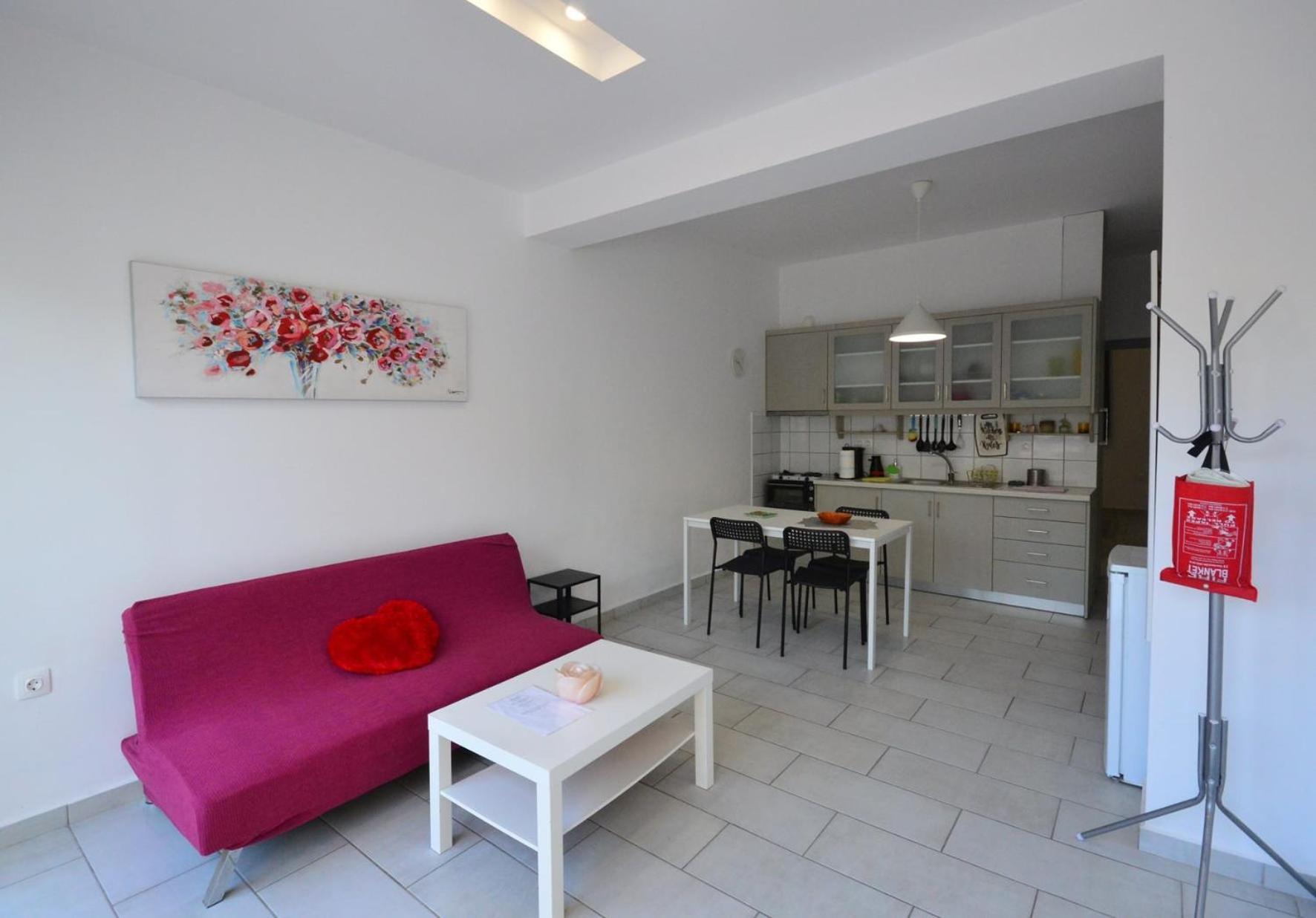 Glaros Apartment
