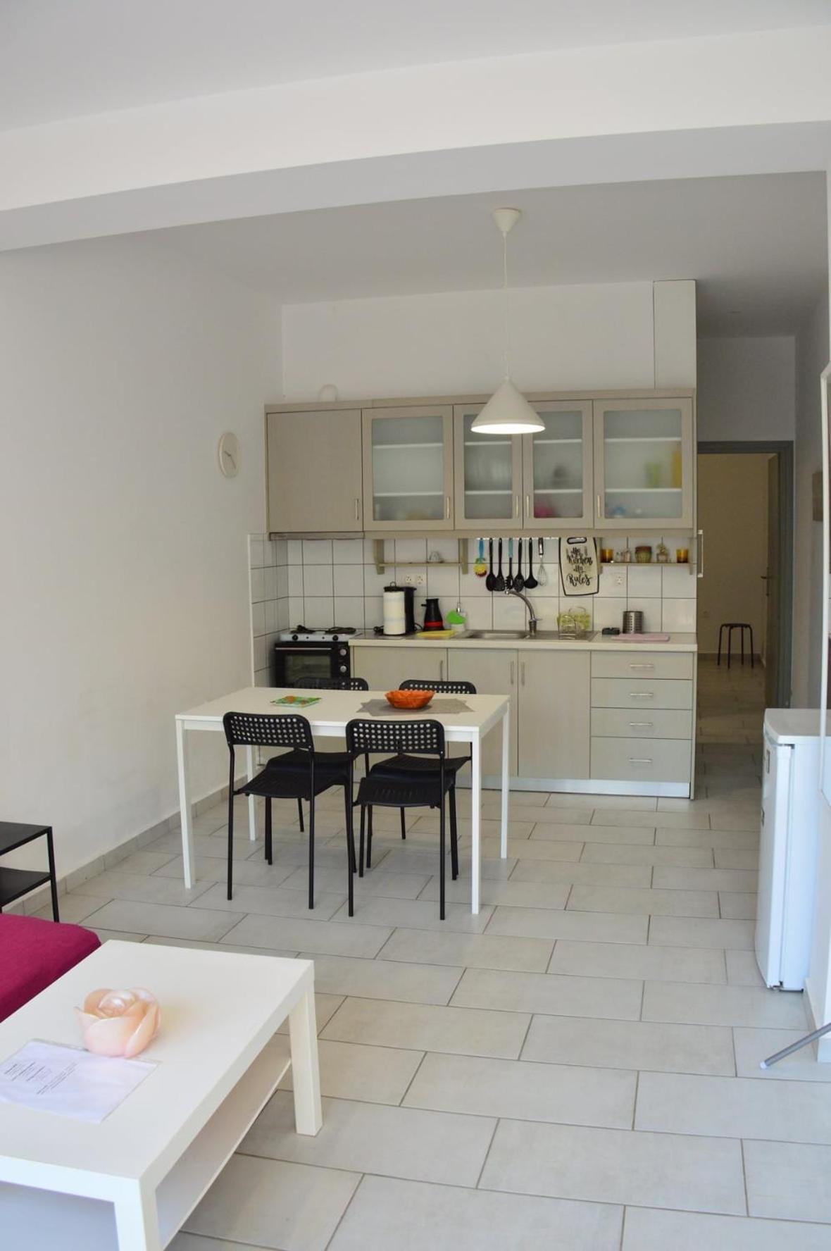 Glaros Apartment